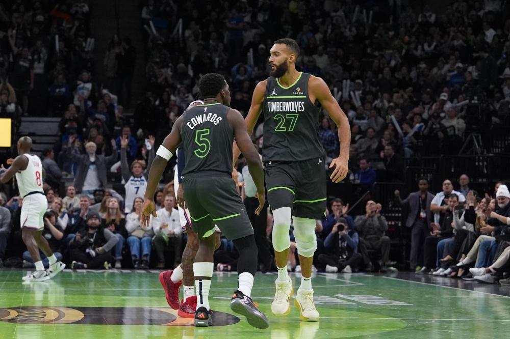 队以两分之 队以两分之