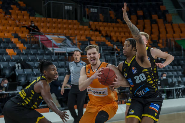 烈的环境中 烈的环境中